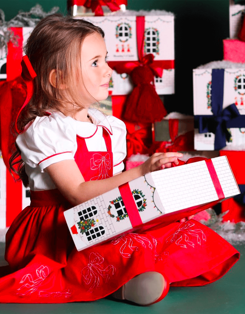 Packaging Natalizio per Abbigliamento per Bambini: Monday's Child